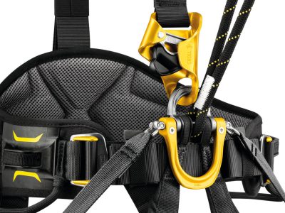 هارنس PETZL ASTRO